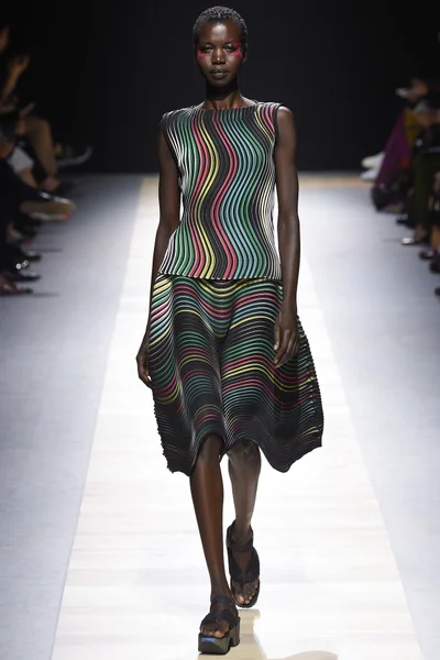 Look 41